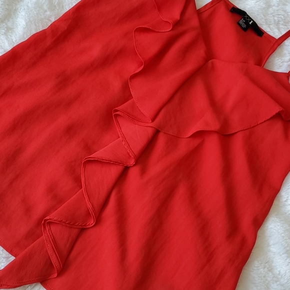 Red Top - Picture 2 of 4